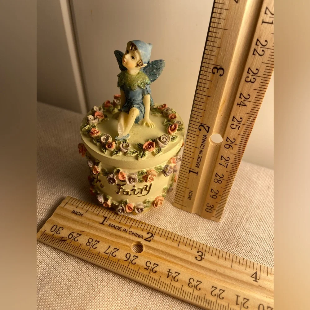90s DEZINE vintage Tooth Fairy box boy pixie figurine floral trim round trinket